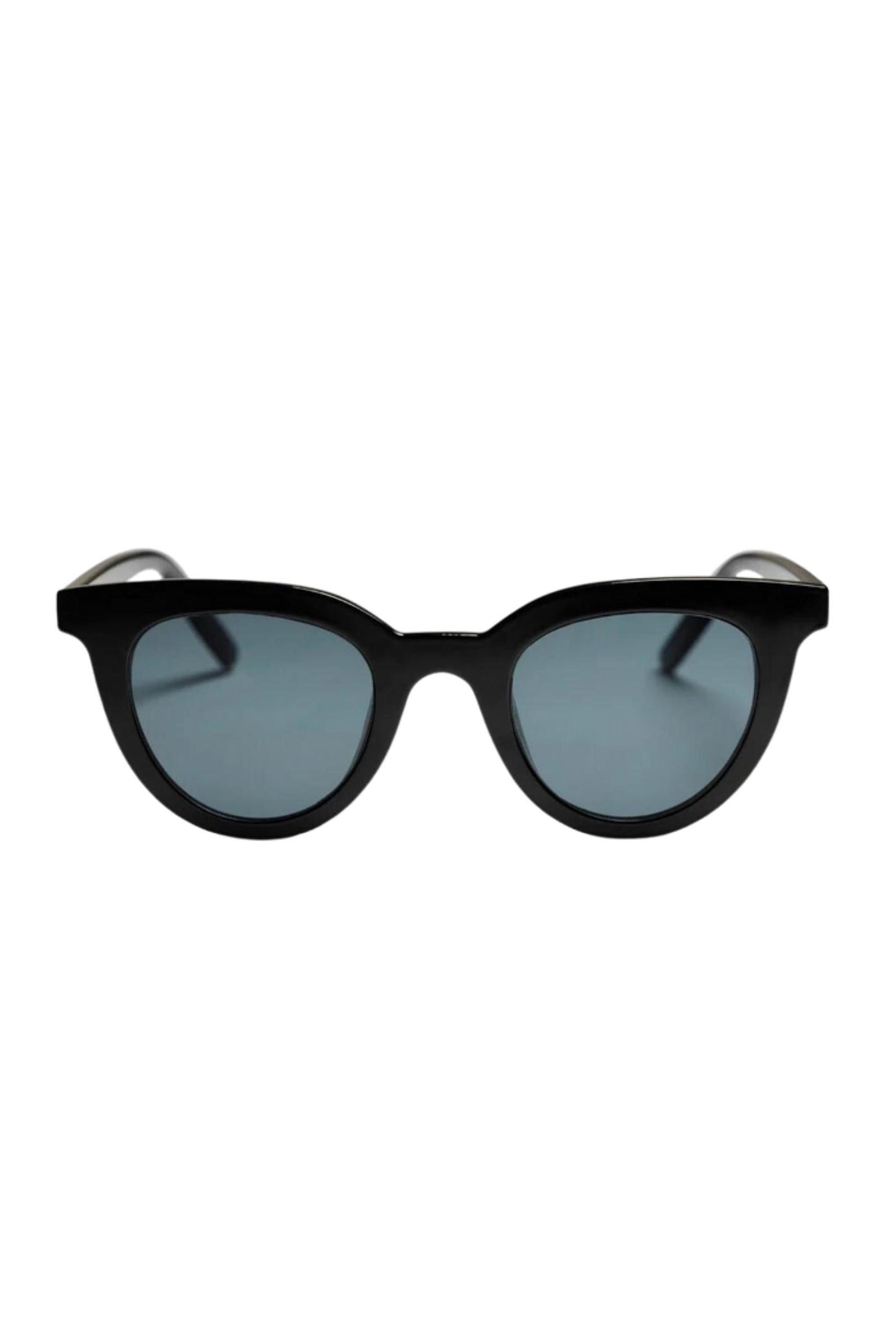 Classic round cat-eye sunglasses - recycled materials